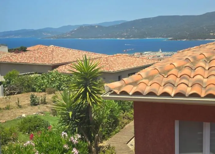 Jolie Pour 4 Personnes A * Propriano (Corsica)